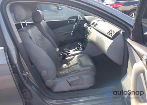 2006 Volkswagen Passat 2.0T z USA, uszkodzony, nr VIN WVWEK73C46P068073